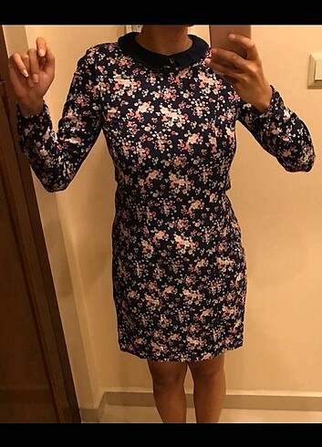 LC Waikiki Çiçekli bebe yaka elbise