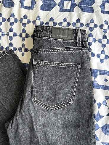 38 Beden Stradivarius Siyah Jean Pantolon