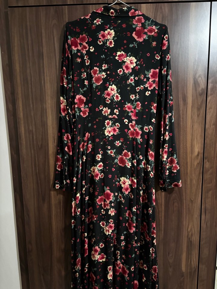 MAVİ Çiçek Desenli Siyah Elbise - Görsel 5