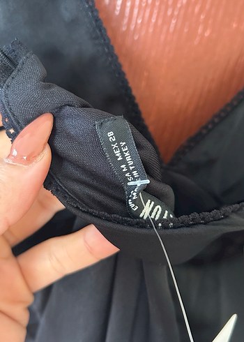 Siyah, Askılı, Dökümlü Uzun Kadın Elbise - Görsel 7