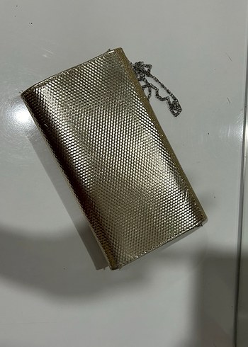 Altın Rengi Zincir Detaylı Yılan Desenli Kadın Portföy Çanta - Görsel 2