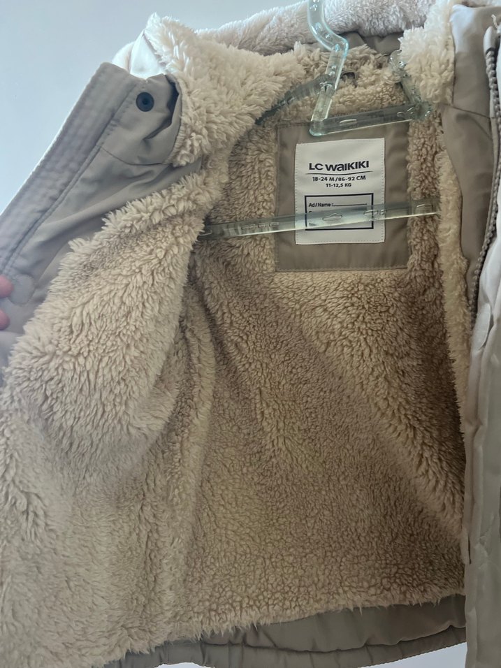 Kapşonlu mont - Görsel 4