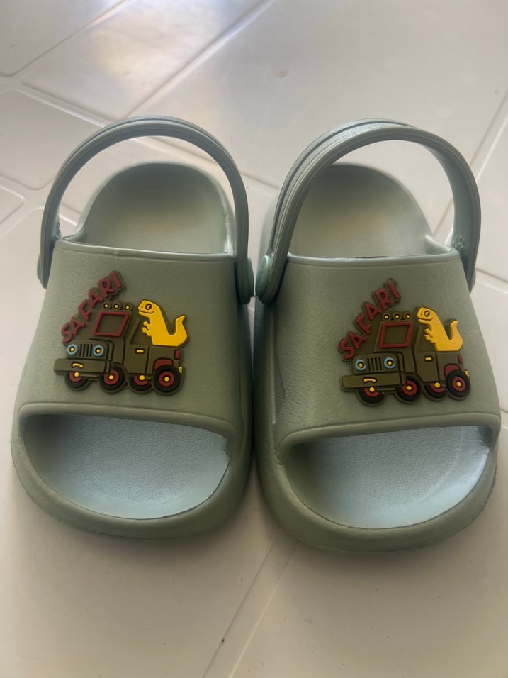 Haki yeşili Erkek Çocuk Terliği - Görsel 3