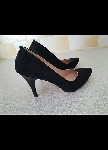 Siyah stiletto