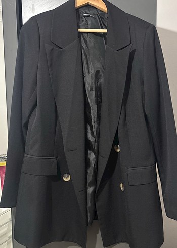 Siyah Düğmeli Kadın Blazer Ceket