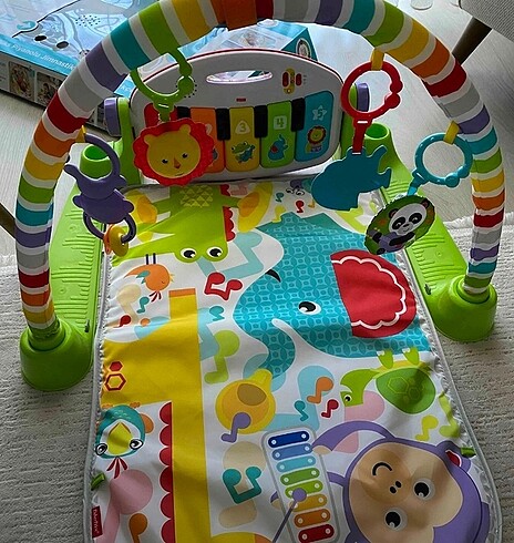 Fisher Price Piyanolu oyun halısı