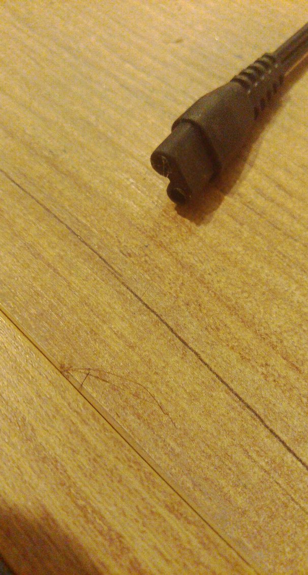 Bej ve Gri Güç Kablosu - Görsel 3