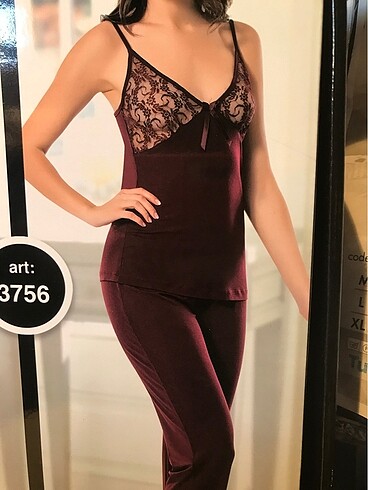 l Beden Pijama set