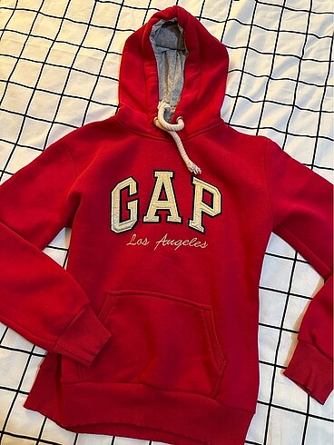 GAP sweatshirt