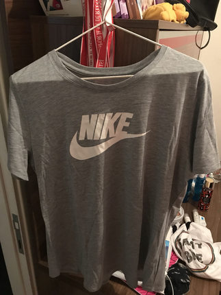 Nike Tişört