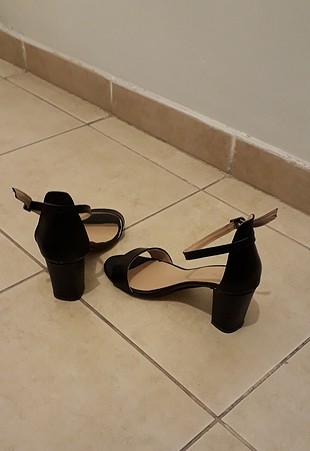 38 Beden siyah Renk topuklu ayakkabı 