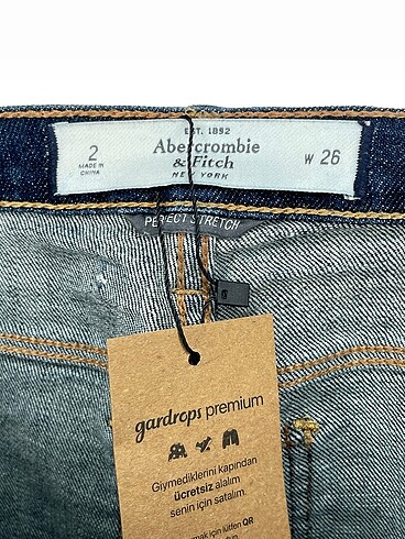 26 Beden lacivert Renk Abercrombie & Fitch Jean / Kot %70 İndirimli.