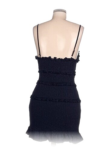 38 Beden Trendyol & Milla Mini Elbise %70 İndirimli.