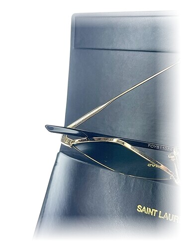  Beden Yves Saint Laurent Gözlük %70 İndirimli.