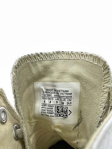39 Beden beyaz Renk Converse Spor Ayakkabı %70 İndirimli.