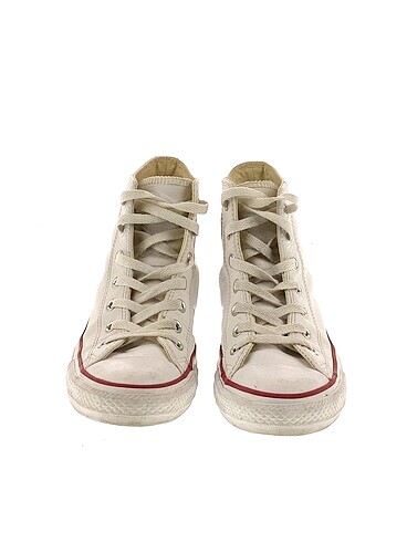 39 Beden Converse Spor Ayakkabı %70 İndirimli.