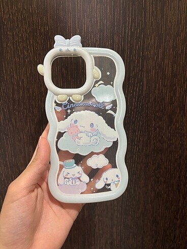 iPhone 15 cinnamoroll telefon kılıfı