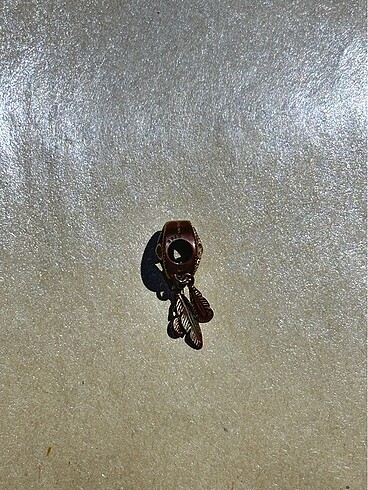 Beden Pandora charm