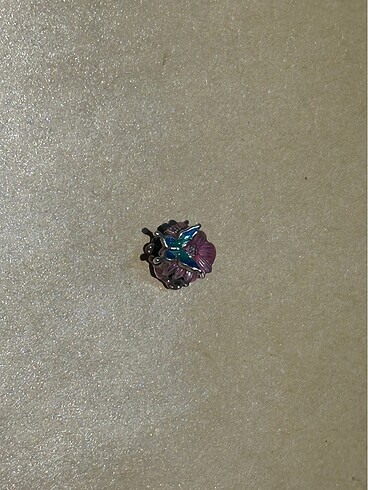 Beden pembe Renk Pandora charm