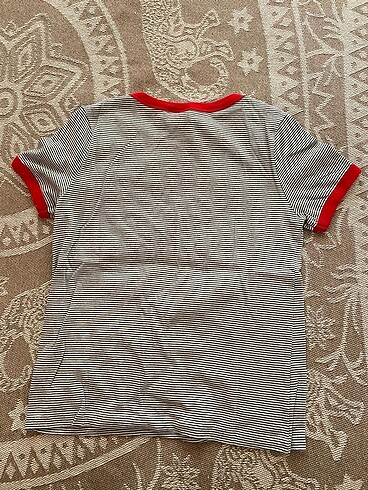 H&M Hm tshirt indie kid