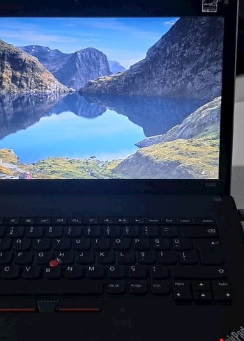 Lacivert Renkli Laptop - Görsel 4