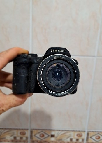 Samsung Beyaz Dijital Fotoğraf Makinesi parça niyetine satılık
