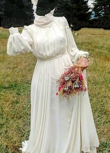 İncili tesettür nikah elbisesi