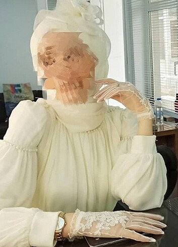 Diğer İncili tesettür nikah elbisesi