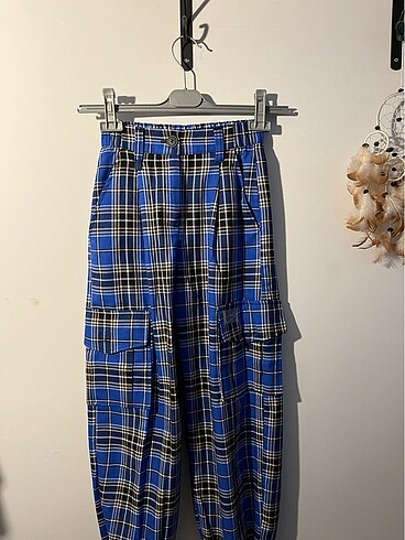 bershka renkli pantolon