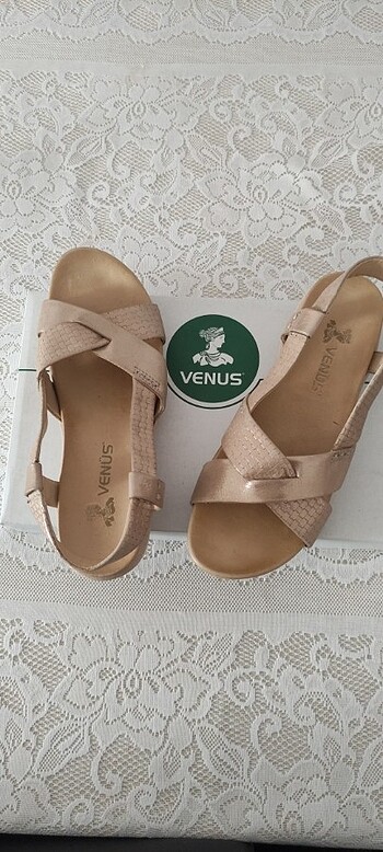 Venüs Venüs 37 numara Gold sandalet