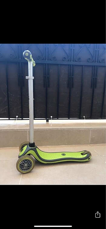  Globber scooter