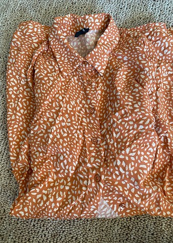 Düğmeli Uzun Kollu gömlek - Görsel 2