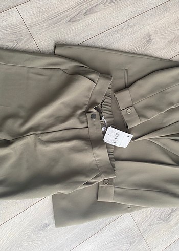 LC Waikiki Haki Yuksek Bel Rahat Pantolon
