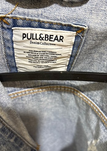 Pull and Bear Düğmeli Salaş Kesim Kadın Kot Ceket