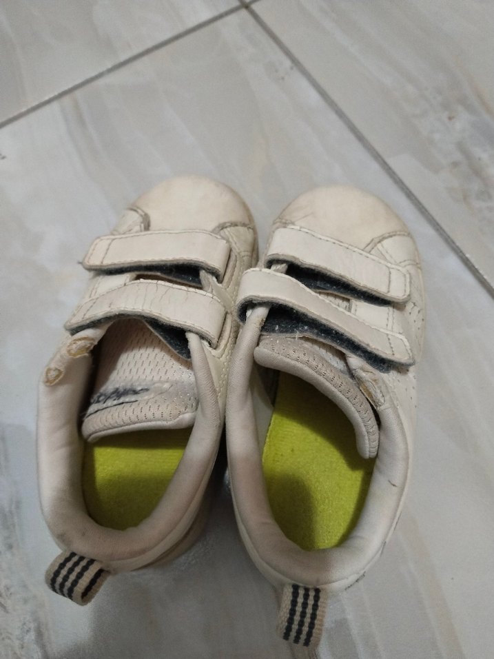 Gri-Beyaz Erkek Çocuk Cırt Cırtlı Spor Ayakkabı - Görsel 2