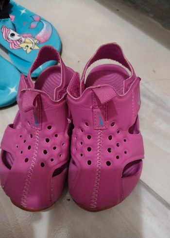 Kız Çocuk Pembe Cırtlı Kauçuk Terlik - Görsel 5