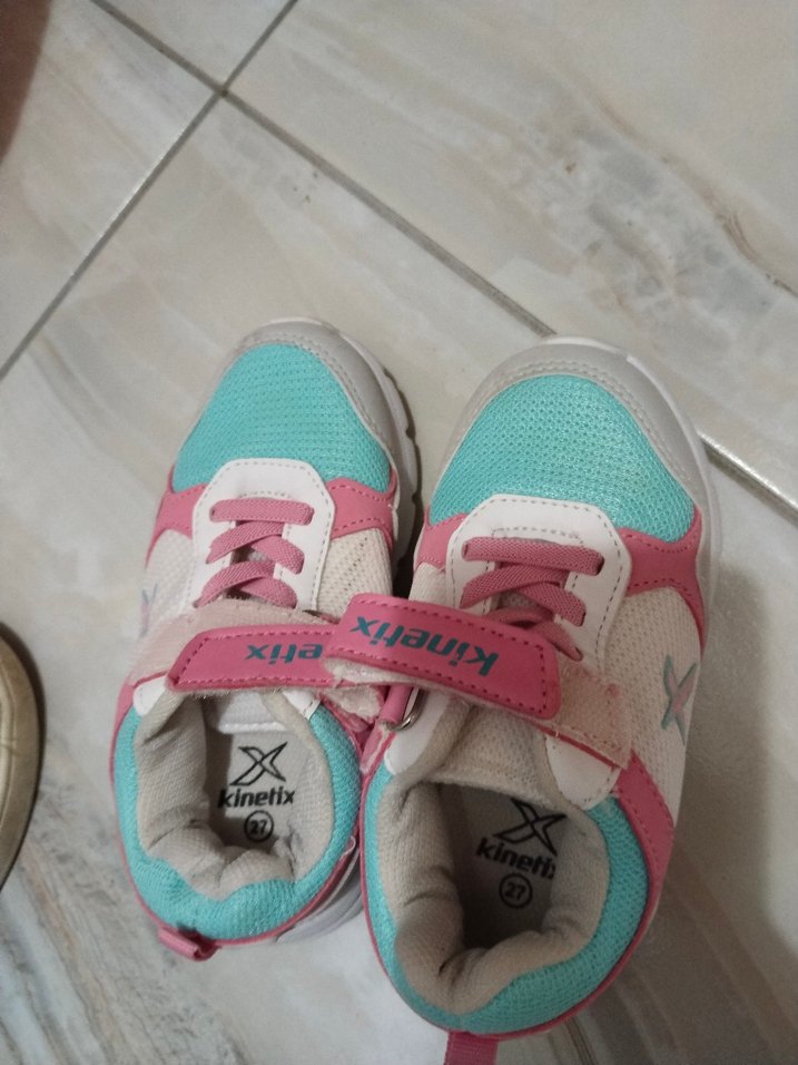 Kinetix Kız Çocuk Renkli Spor Ayakkabı - Görsel 2