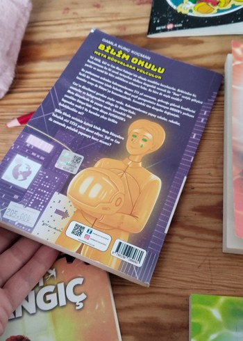 Çocuk Kitapları Seti - Kod Adı Kırlangıç ve Canavar Peşinde - Görsel 11