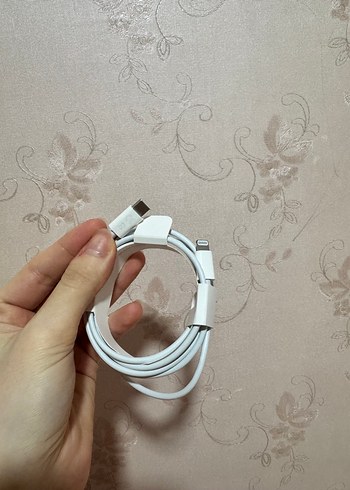 Apple USB-C to Lightning Şarj Kablosu 1m Beyaz - Görsel 2