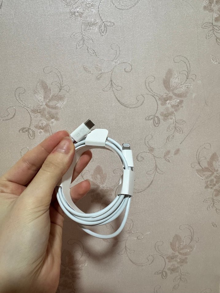 Apple USB-C to Lightning Şarj Kablosu 1m Beyaz - Görsel 2