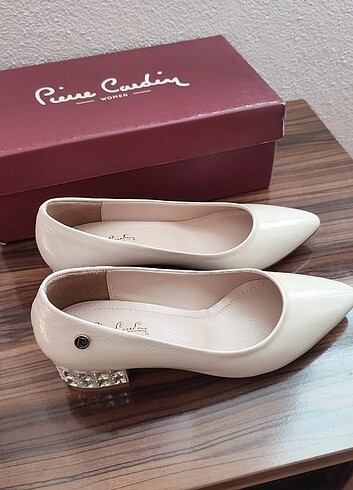Pierre Cardin Pierre Cardin aksesuarlarli kadın ayakkabısi