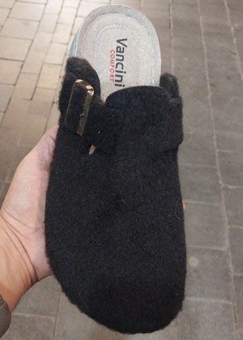 Siyah Keçe Erkek Ev Terliği Tokalı 40 -44 numara - Görsel 2