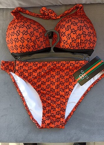 GUCCİ Destekli Model 