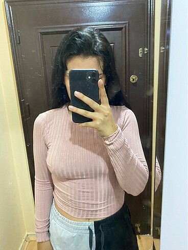 Toz pembe çizgili yapışan body uzun kollu
