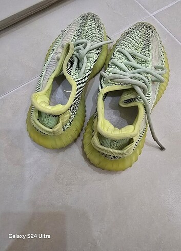 36 Beden Adidas yeezy 36 beden