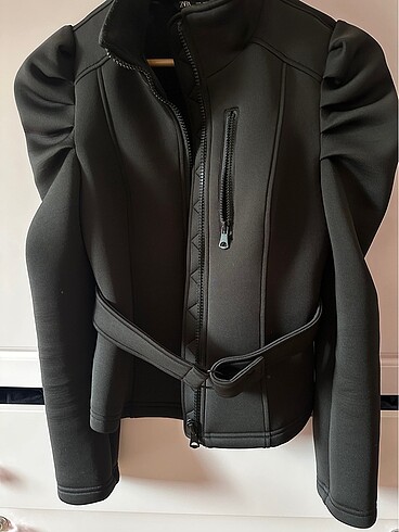 Zara Dalgic kumaş ceket