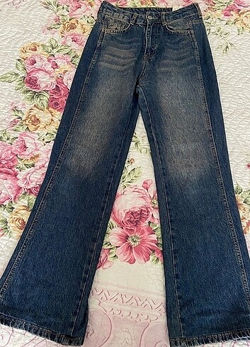 Vintage wide leg jean 