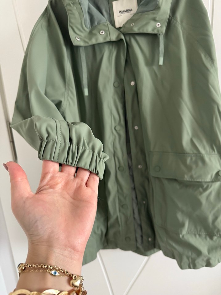 Pull&Bear Yeşil Kadın Yağmurluk - Görsel 5