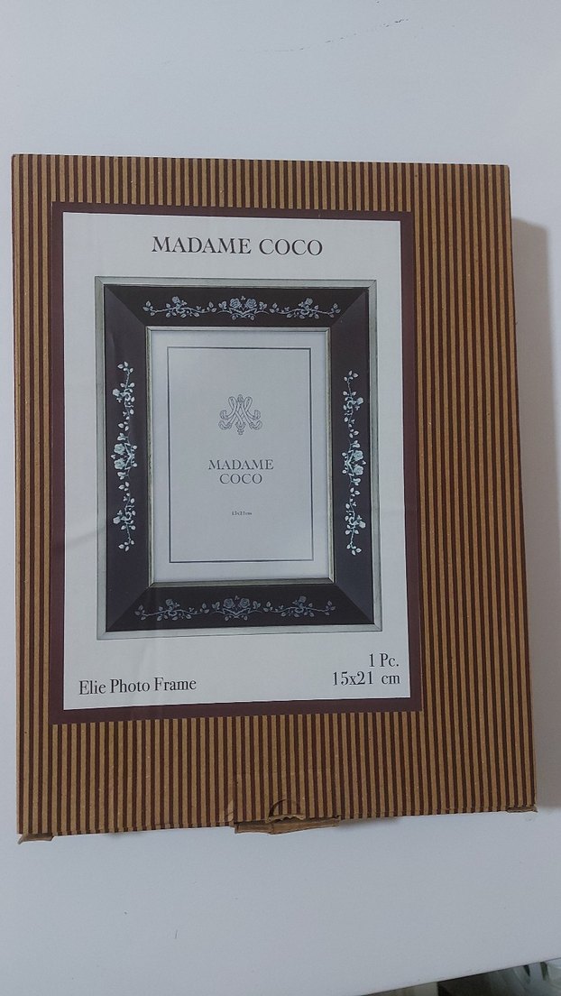 Madame Coco Siyah Altın Çiçekli Fotoğraf Çerçevesi — görsel 4/4