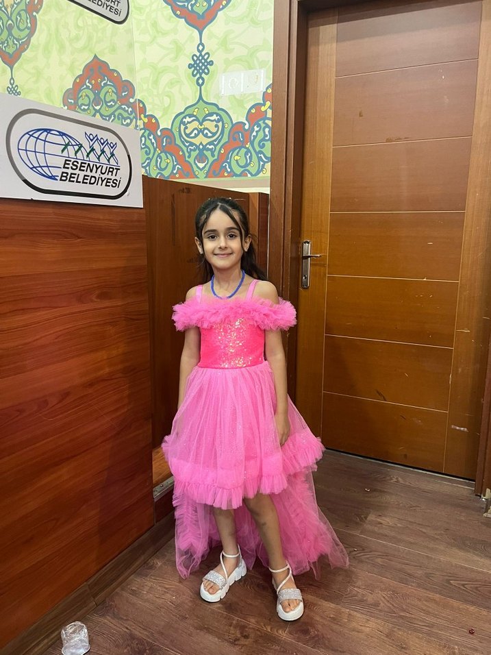 Pembe Fırfırlı Çocuk Abiye Elbise - Görsel 3